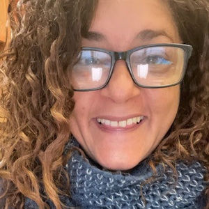 Meet your Posher, Taina